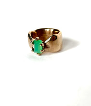 Spectacular Chrysoprase ring