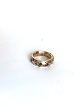 Bronze crater ring w/sapphire