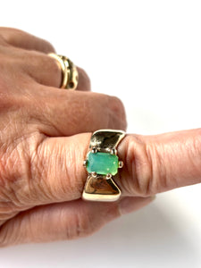 Spectacular Chrysoprase ring