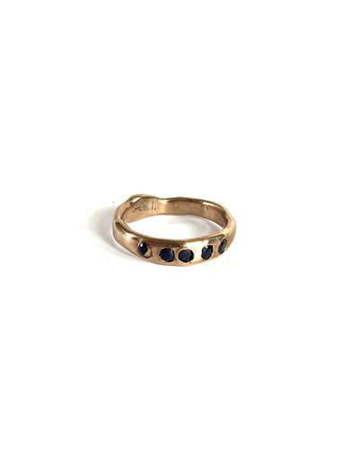 Blue sapphire thin ring